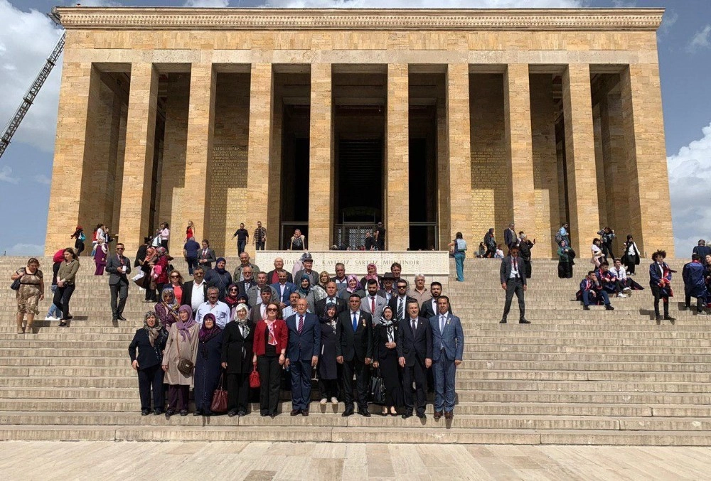 Şehit Ailelerinden Anıtkabir Ve Tbmm Ziyareti