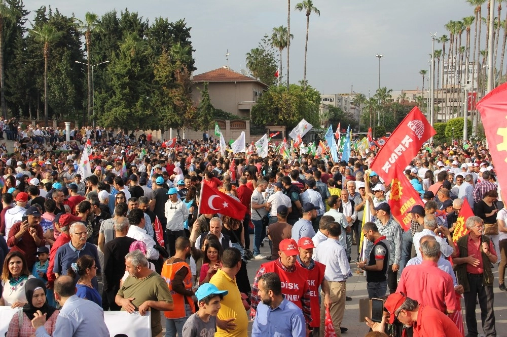 Mersinde 1 Mayıs ta Coşkulu kutlama