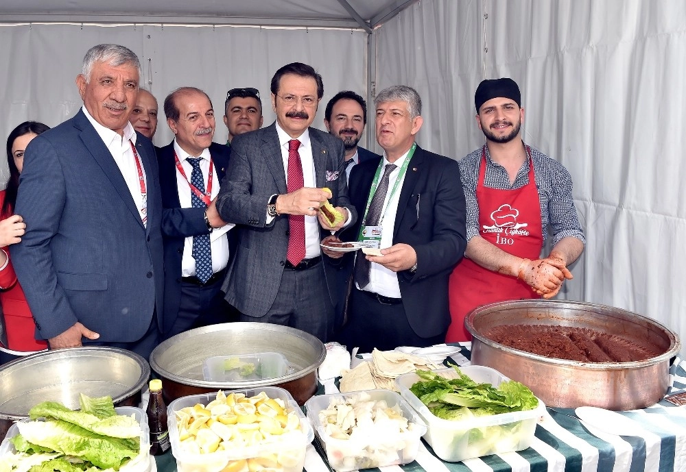 Atso, Tobbun 75. Genel Kurulunda Adıyaman Çiğ Köftesini Tanıttı