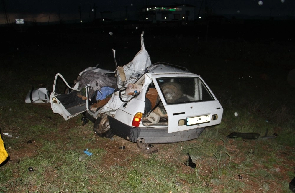 Konyada Zincirleme Trafik Kazası: 2 Ölü, 2 Yaralı