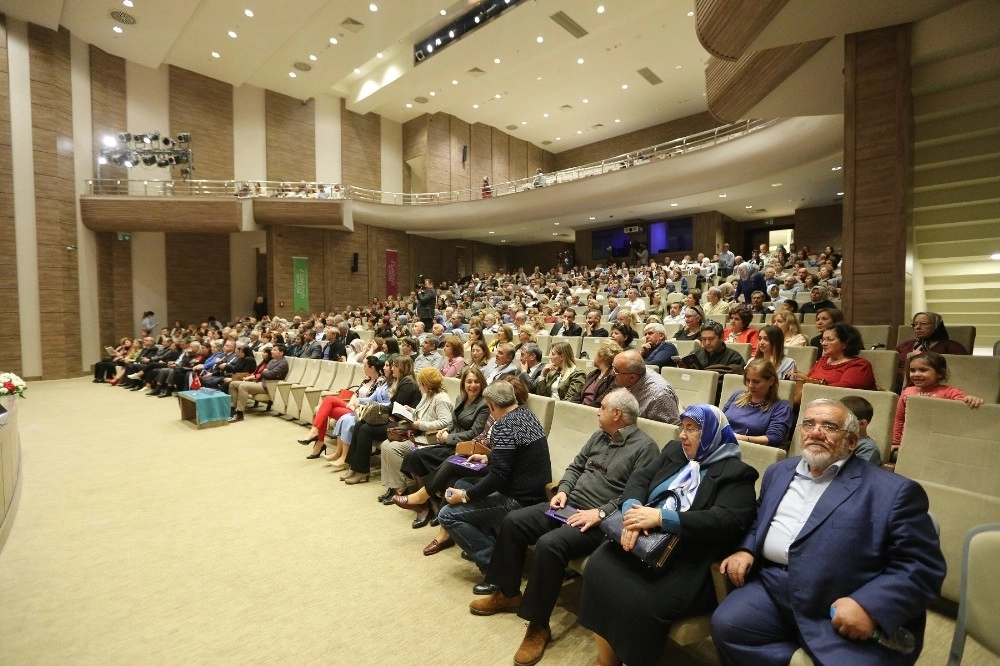 Sanatçı Yıldırım Gürses, Besteleriyle Anıldı