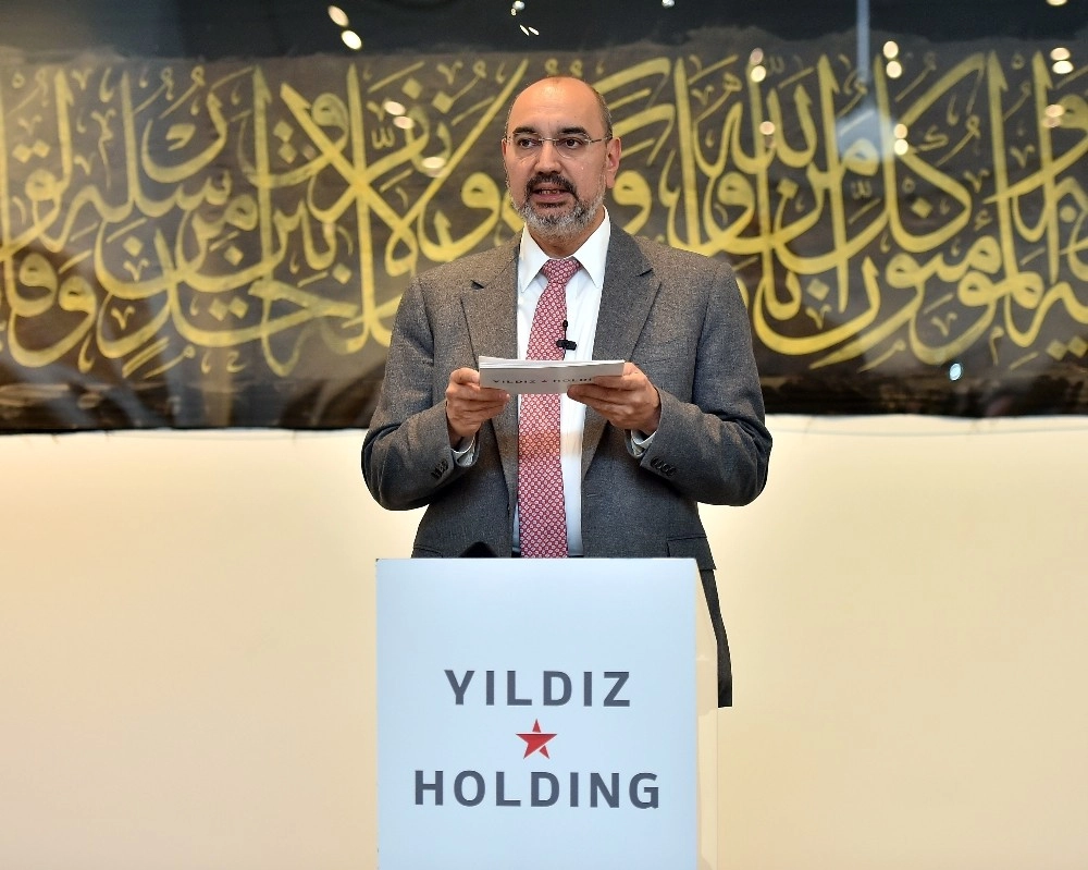 Yıldız Holding Kalem Güzelleri Hat Sergisine Ev Sahipliği Yapıyor