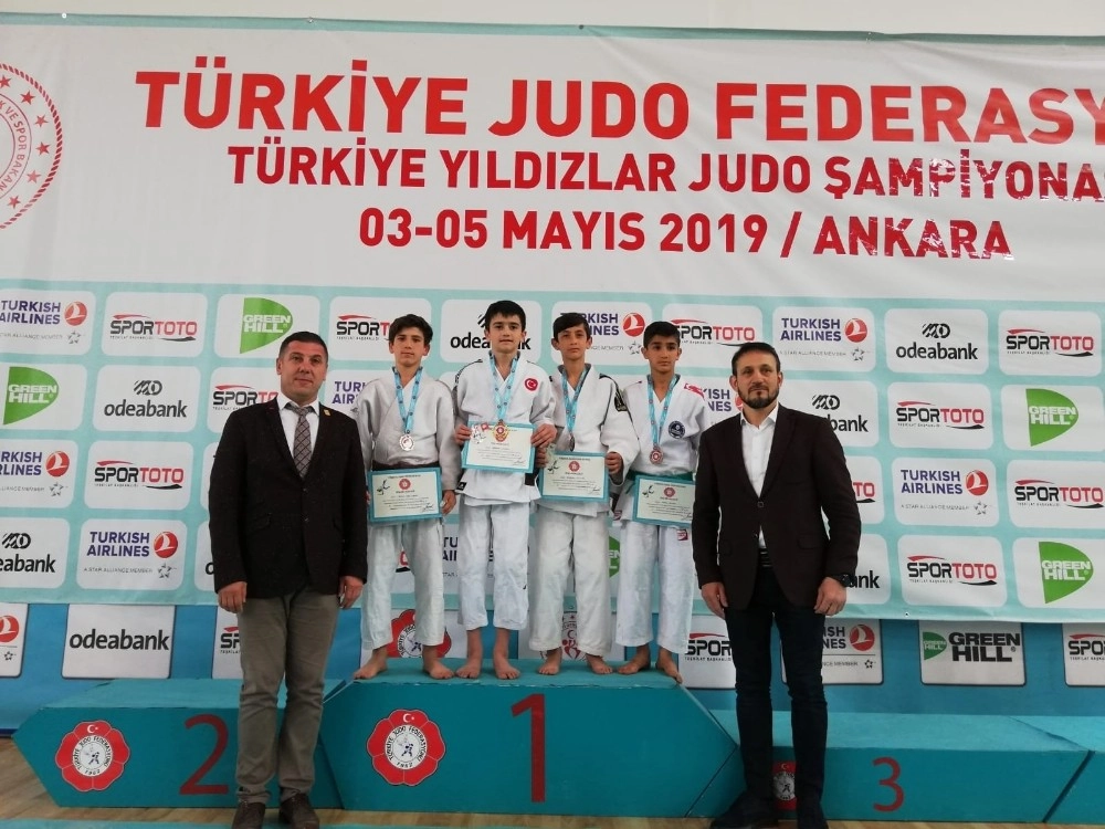 Gemlik Belediyespor Judoda Türkiye Şampiyonu