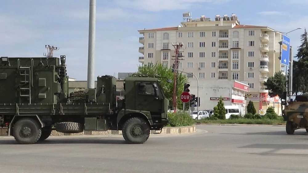 Suriyedeki Birliklere Sinyal Kesici Cihazlar Gönderildi