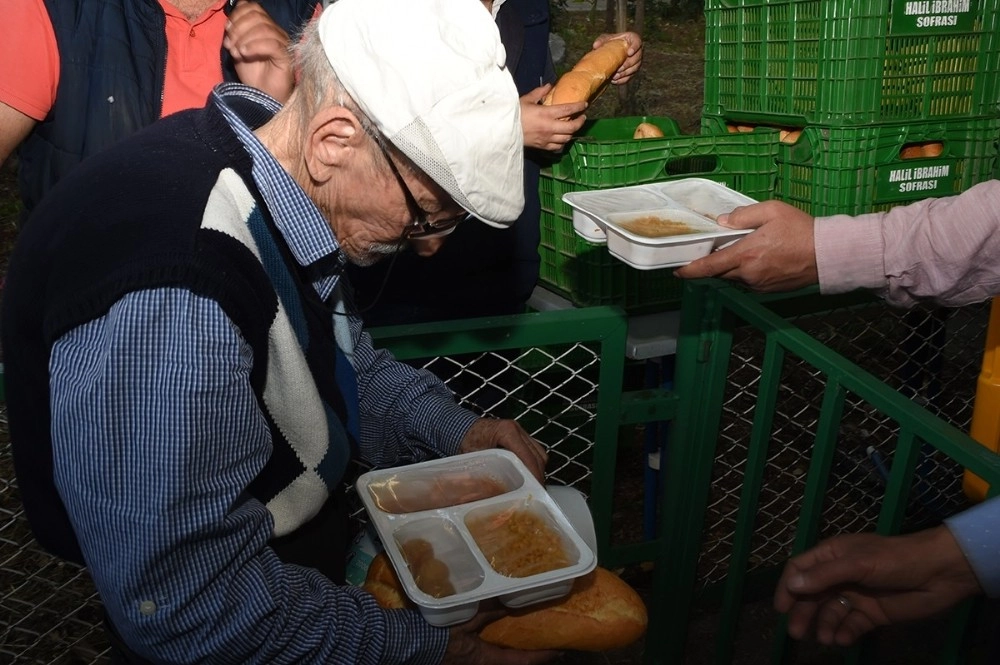 Tarsusta 3 Ayrı Noktada İftar Sofrası Kurulacak