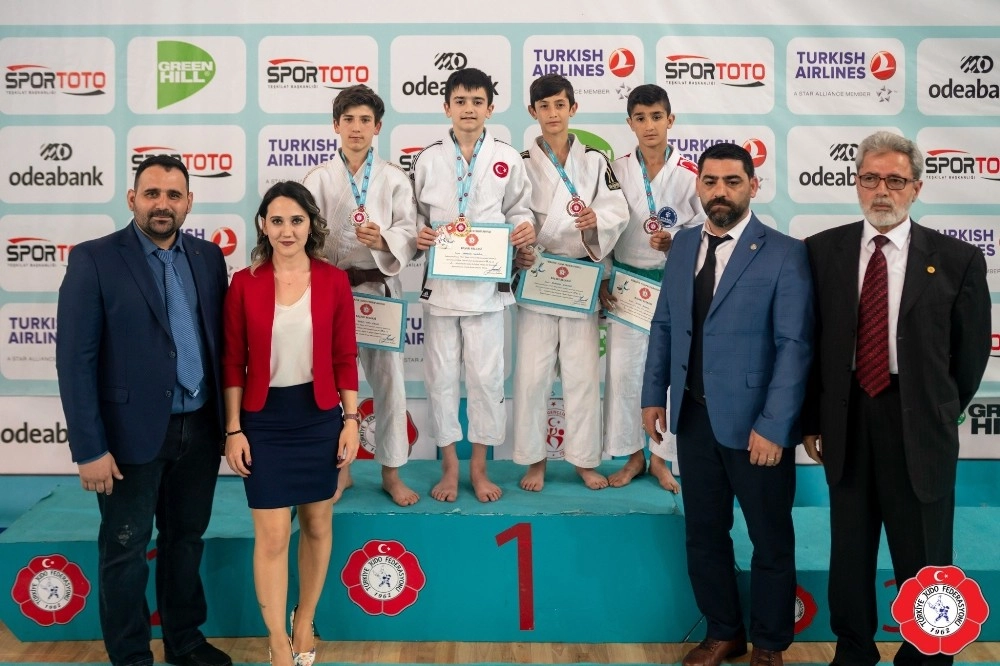 Gemlik Belediyespordan Judoda Çifte Başarı