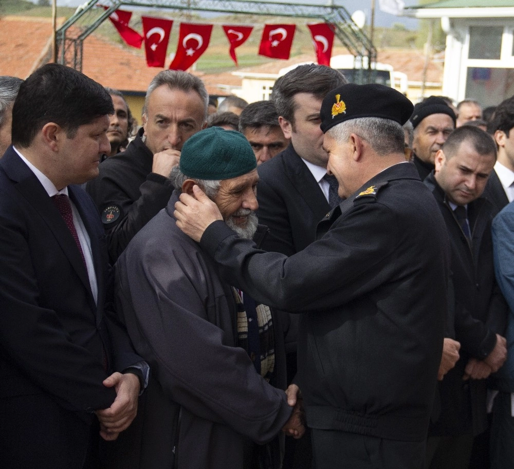 Yeni Zellanda Saldırısı Sonrası Hastanede Ölen Zekeriya Tuyan Çubukta Defnedildi