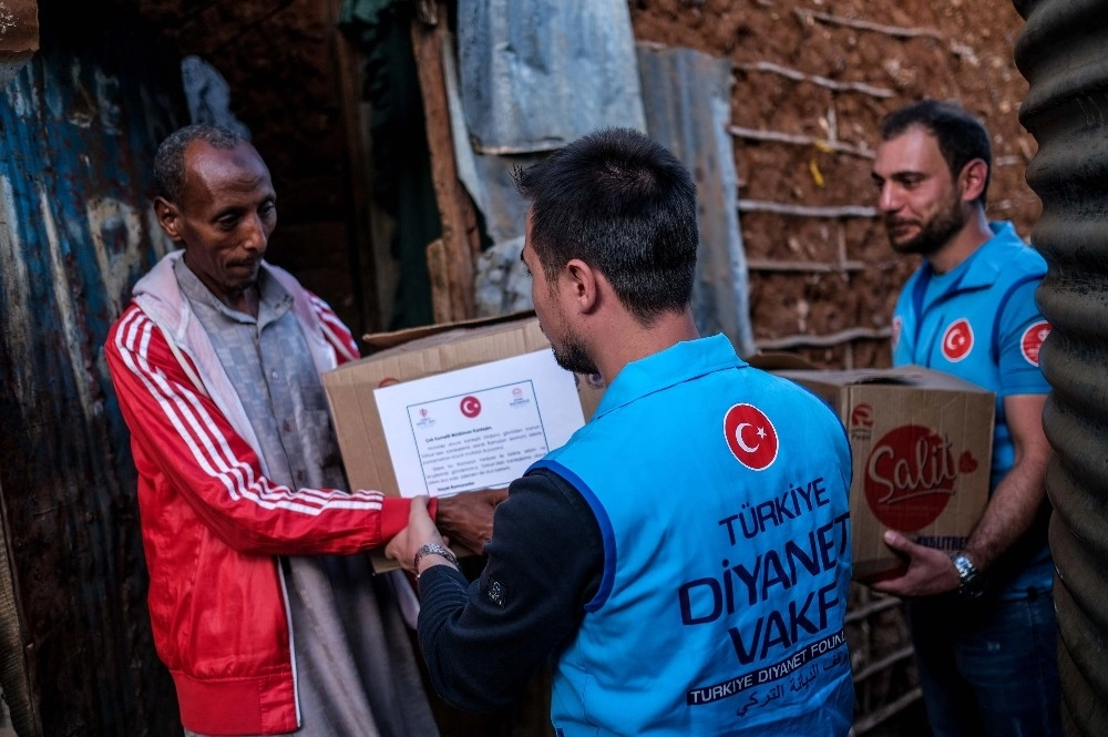 Türkiye Diyanet Vakfının Yardımları Kenyada Yüzleri Güldürdü