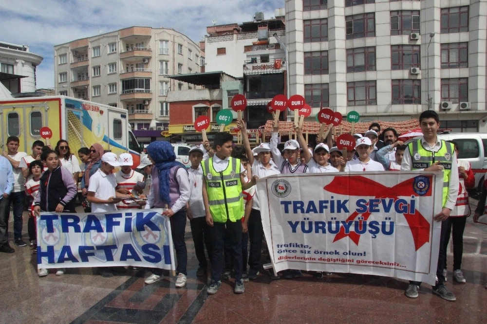 “Karayolu Güvenliği Ve Trafik Haftası” Etkinlikleri