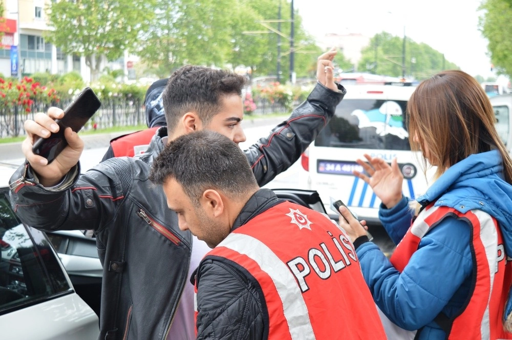 Uygulamada Yakalanan Ehliyetsiz Sürücüden İlginç Tavsiye