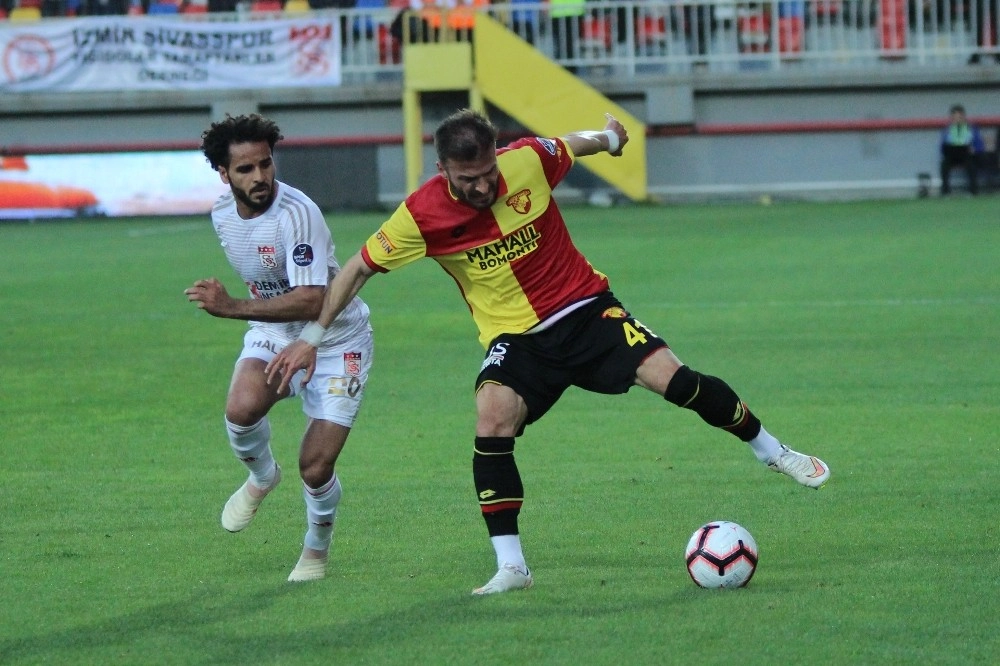 Göztepe: 3 - Demir Grup Sivasspor: 3