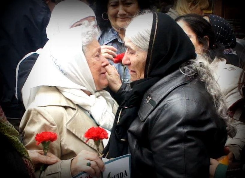 Cumartesi Anneleri’nin eylemine Plaza De Mayo Anneleri’nden destek geldi