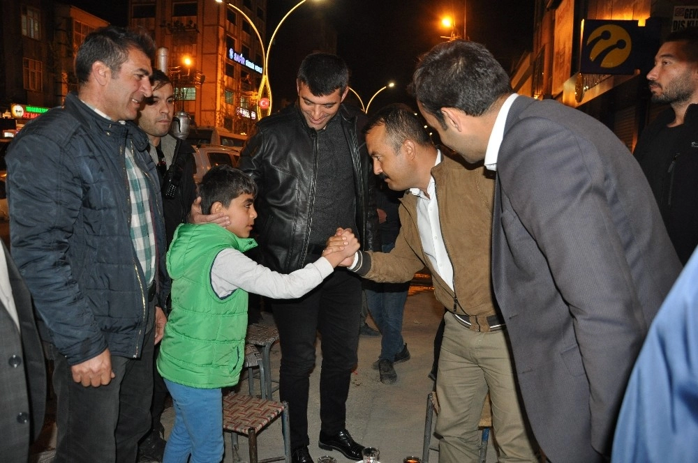 Kaymakam Kendüzlere Yoğun İlgi