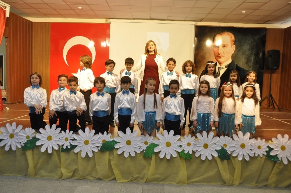 Gaziantep Kolej Vakfında Anneler Günü Şenliği