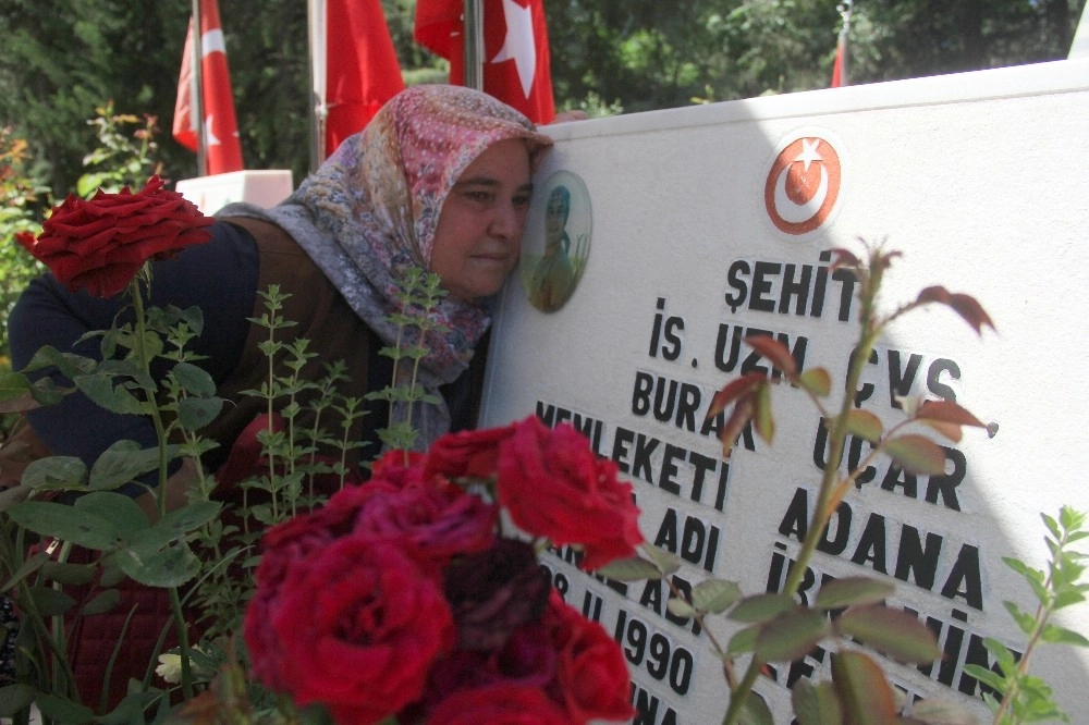 Şehit Annesi: "ölmek Benim Hakkımdı, O Bana Gelecekti Ben Ona Geldim"