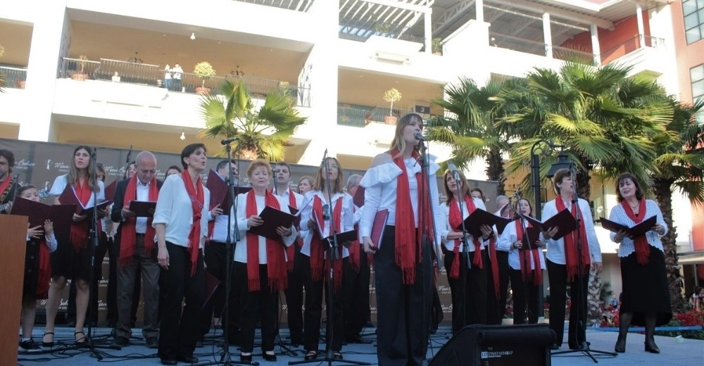 Anneler Gününe Konserli Kutlama