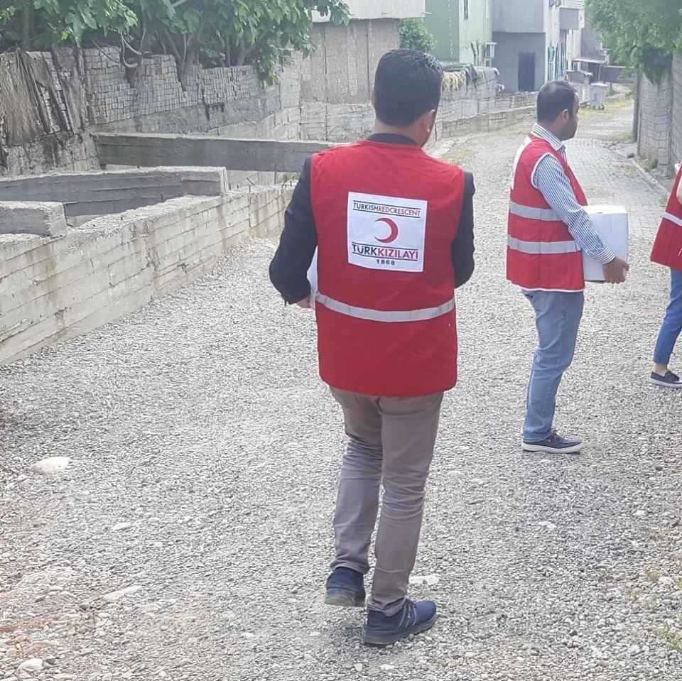 Türk Kızlayından Gıda Yardımı