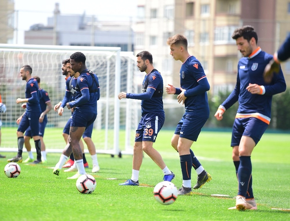 Başakşehir, Galatasaray Maçı Hazırlıklarını Devam Ettirdi