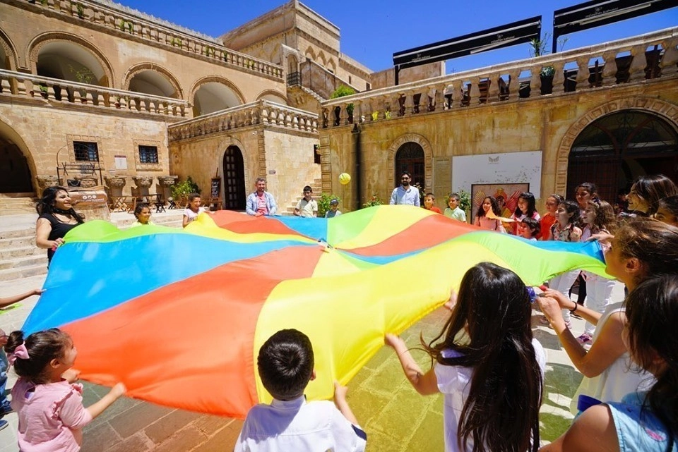 Engelli Öğrenciler Mardin Müzesini Gezdi