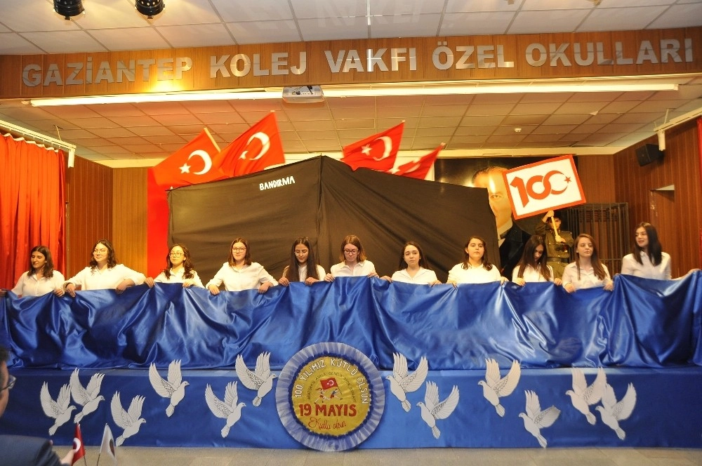 Gaziantep Kolej Vakfında 19 Mayıs Coşkusu