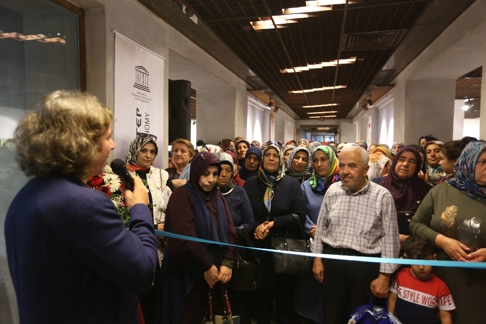 “İbadet Ve Zarafet” Adlı Sergi Açıldı