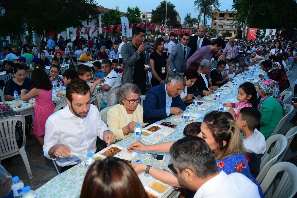 Çölyak Hastalarına Glutensiz Ekmek Ve Sütlaç Dağıtıldı