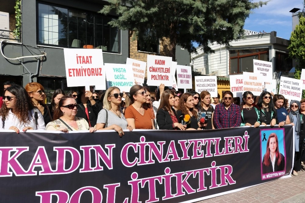 Diyarbakırdaki Kadın Cinayetine Kınama