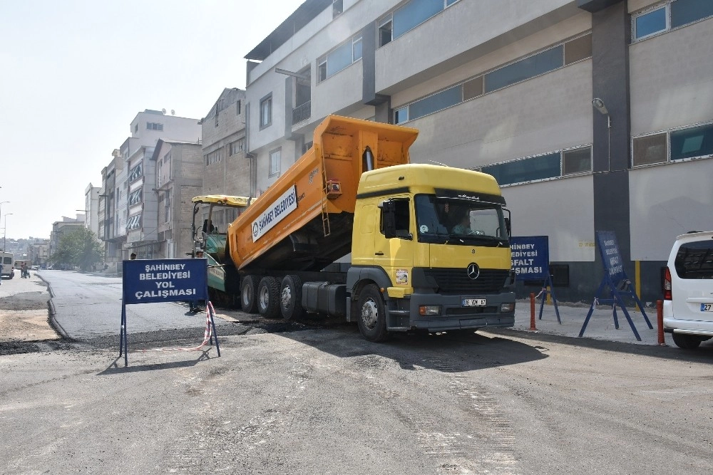 Şahinbeyde Asfalt Çalışmaları Son Sürat