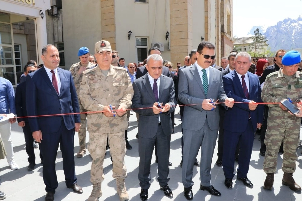 Hakkari Güzel Sanatlar Lisesinden Sergi