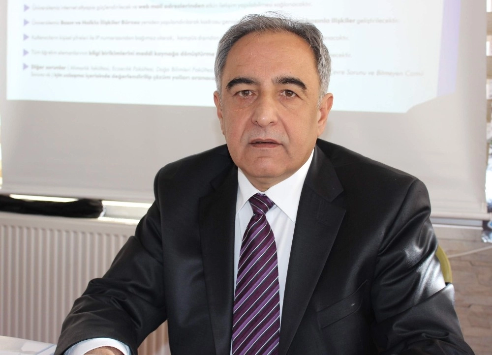 Adıyaman Üniversitesi Rektörlüğüne Prof. Dr. Mehmet Turgut Atandı