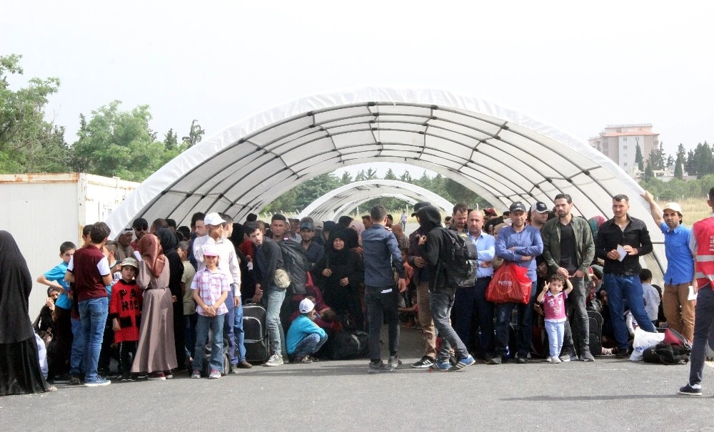 6 Bin 500 Suriyeli Ramazan Bayramı İçin Ülkesine Gitti