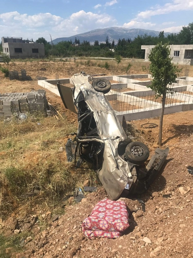 Kahramanmaraş’ta Bu Otomobilden Sağ Çıktılar