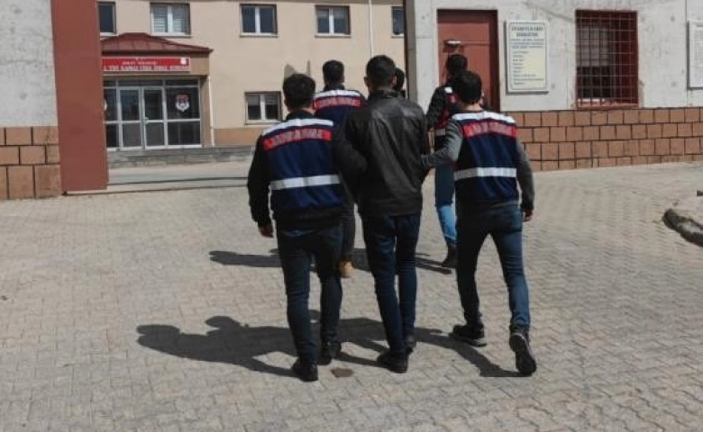 Kilis merkezli 2 ilde eş zamanlı DEAŞ operasyonu