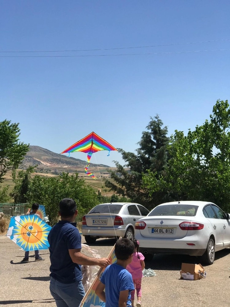 Köy Okulunda Uçurma Şenliği Yapıldı