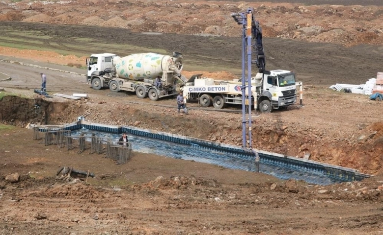 Kahramanmaraş merkezde kalıcı konutlar için ilk kazma vuruldu