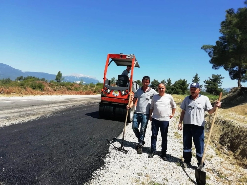 Kızıldağ Yoluna Bakım Yapılıyor