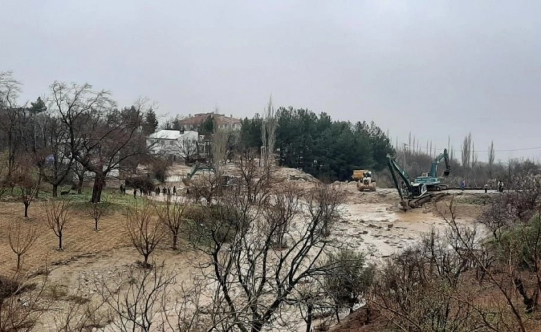 Adıyaman'ın Tut ilçesinde Kayıp iki kişiyi arama çalışmaları sürüyor