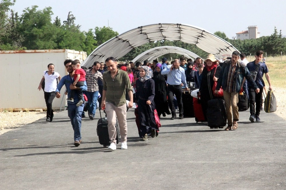 Suriyelilerin Son Gün Yoğunluğu