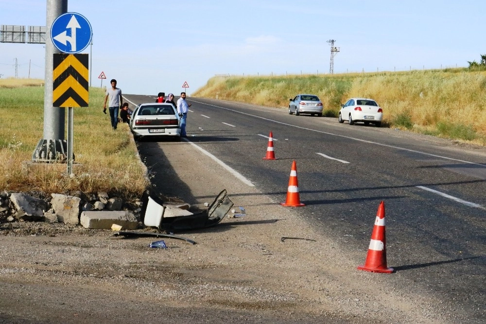 Diyarbakırda Trafik Kazası: 4 Yaralı