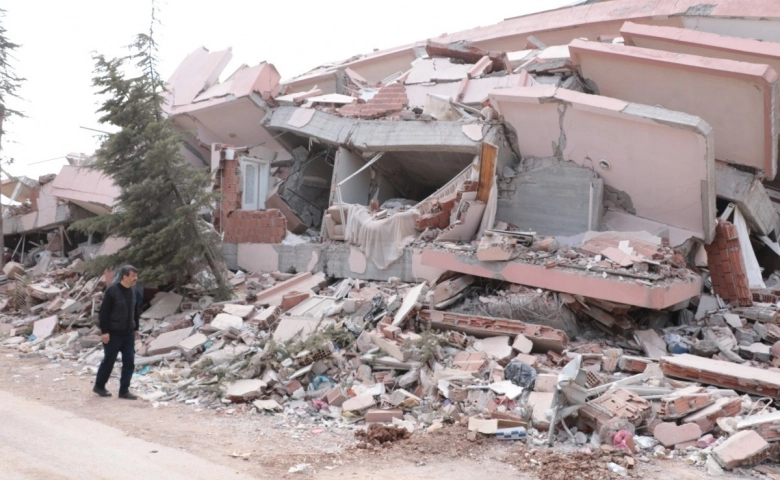 Hukukçudan Depremzedelerin hakları neler açıklaması