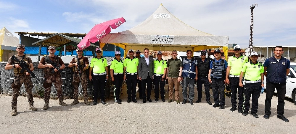 Vali Gül, Trafik Tedbirlerini Yerinde Denetledi