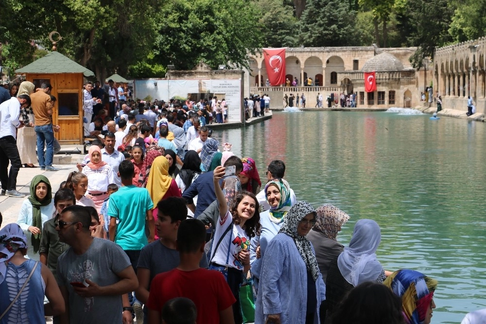 Balıklıgölde Bayram Yoğunluğu