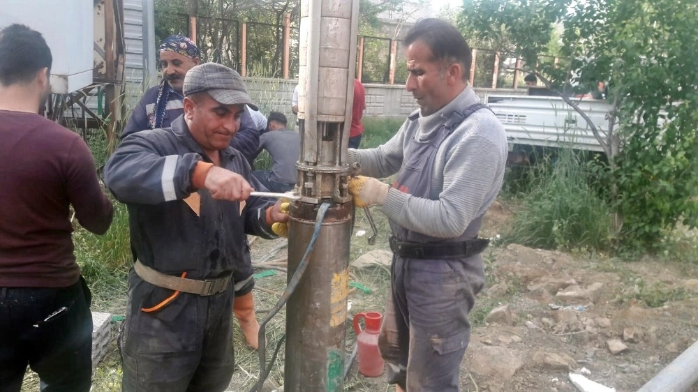 Yüksekovada Arızalanan Su Sondajı Onarıldı