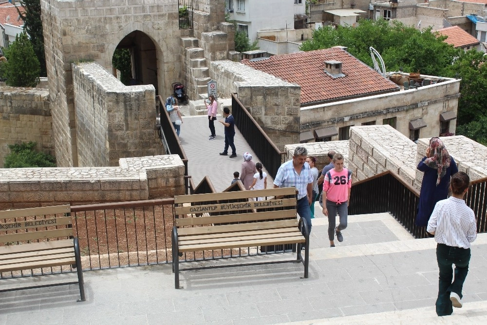 Gaziantep Kalesine Yoğun İlgi