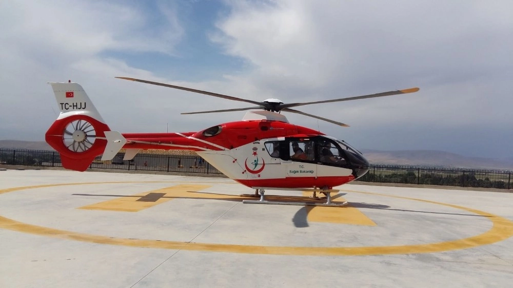 Yaralı İşçi Helikopter Ambulansla Hastaneye Yetiştirildi