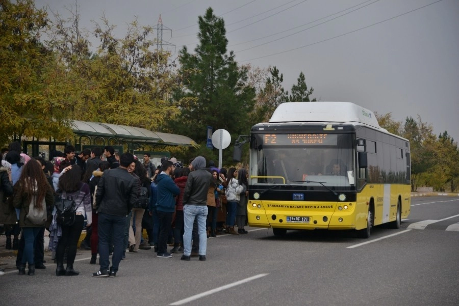 Yksde Ter Dökecek Öğrencilere Ücretsiz Ulaşım