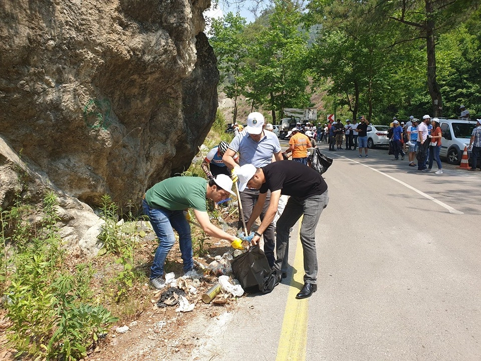 Hatay Erzin'de Temiz Çevre Temiz Toplum İçin Bir Araya Geldiler