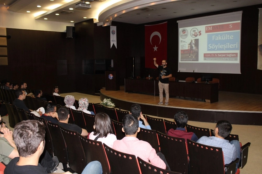 Gaün Hastanesinde “Fakülte Söyleşileri” Düzenlendi