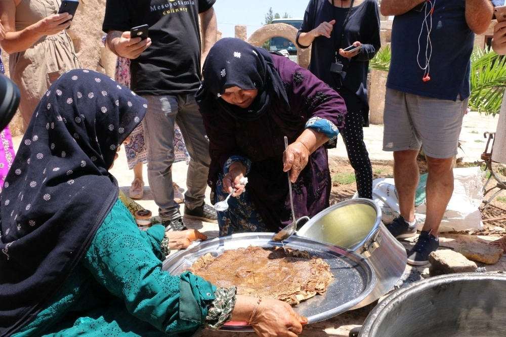 Harranlı Kadınlar Ünlü Şeflere Şıllık Tatlısı Yaptı