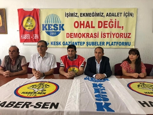 Haber Sen  “AKP biat etmeyenleri ihraç ediyor”